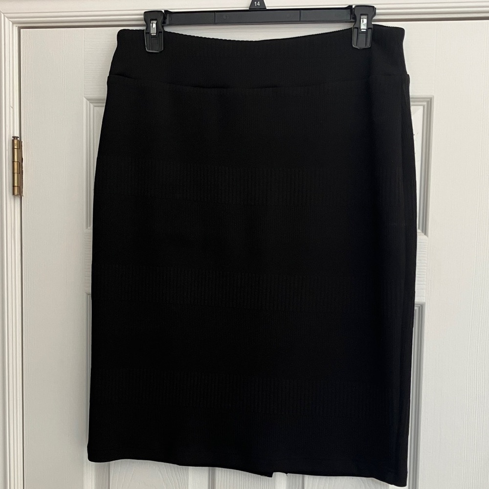 Elegant Black Women's Skirt